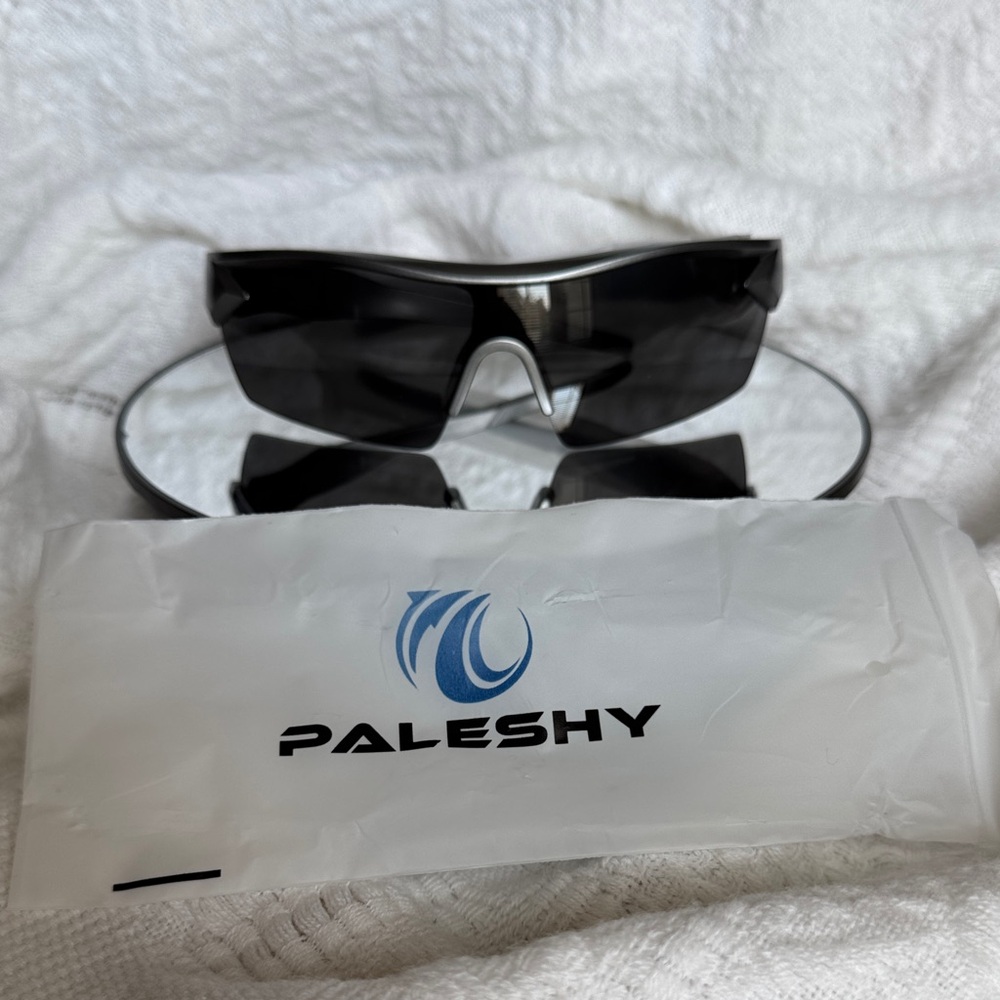 Paleshy Unisex Smokey Black Sunglasses with gray arms and trim NWOT